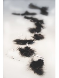 GUIRLANDE DE PLUMES  NOIR 135CM