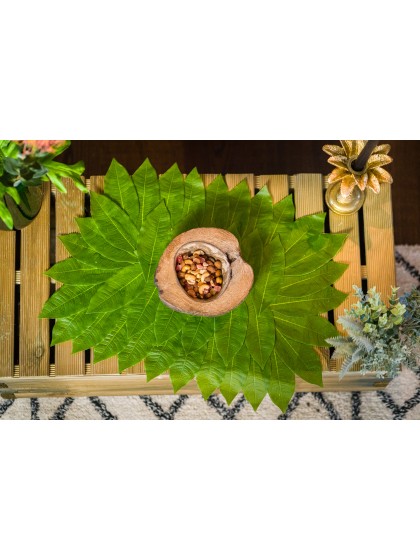 PACHIRA LEAVES TABLE CENTER 60CM X 45CM