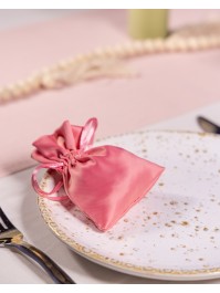 BAG OF 4 SATIN FUCHSIA BAGS 8CM X 10CM