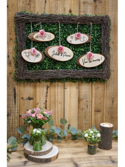 FRAME W/ WOODEN BRANCHES 60CM X 40CM