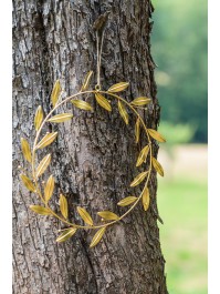COURONNE DE FEUILLES DOREES A SUSPENDRE DIA 30CM (39CM X 1CM X 48CM)