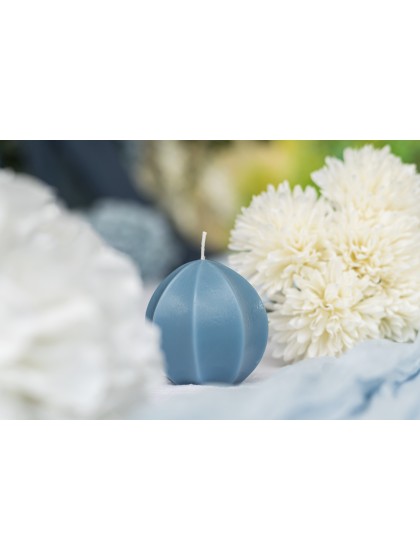 BOUGIE CARAMBOLE BLEU ACIER 7.1CM X 7.1CM X 7.2CM