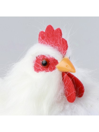 SMALL WHITE HEN WITH FEATHERS 20CM X 12CM X 20CM