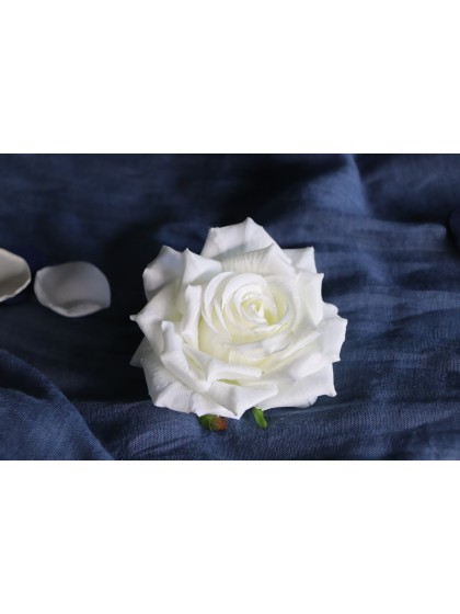 4 TETES DE ROSE IVOIRE DIA 9.5CM X 5.5CM