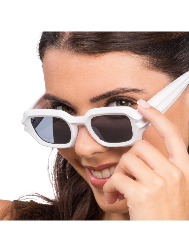 LUNETTES MONTURE TEXTUREE MATTE BLANCHE 14.5CM X 15CM X 4.5CM