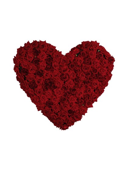 RED ROSES HEART BOARD 70CM X 63CM