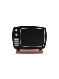 STRAW TELEVISION CENTERPIECE 20CMX15CM 