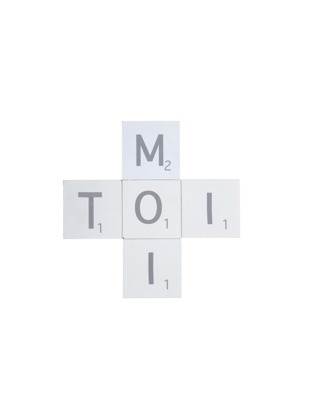 SET OF 5 WOODEN LETTERS TOI MOI (YOU AND ME) 5.5CM