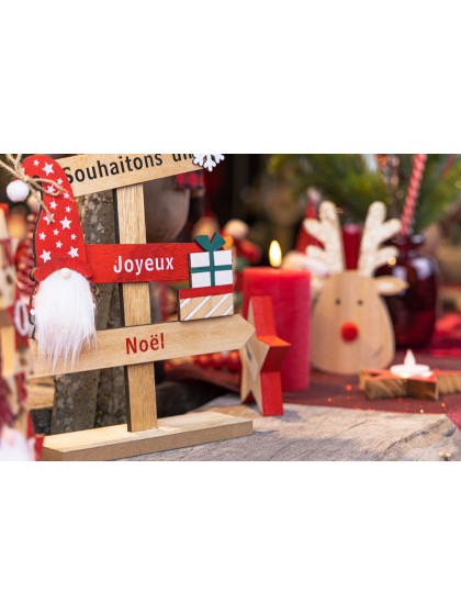 TISCHDEKORATION HOLZ FROHE WEIHNACHTEN GNOMES 5 DIRECTIONS 43CM