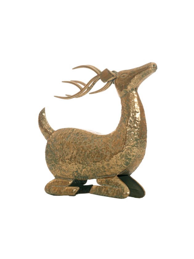 GOLD METAL MAJESTIC SITTING DEER 43CM X 44CM