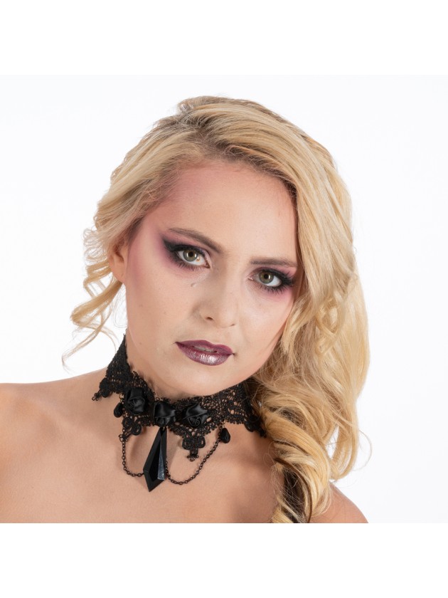 BLACK LACE CHOKER/NECKLACE WITH BLACK ROSES AND PEARLS 