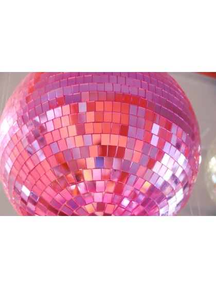 BOULE A FACETTES FUCHSIA DIA 25CM X 26CM HT