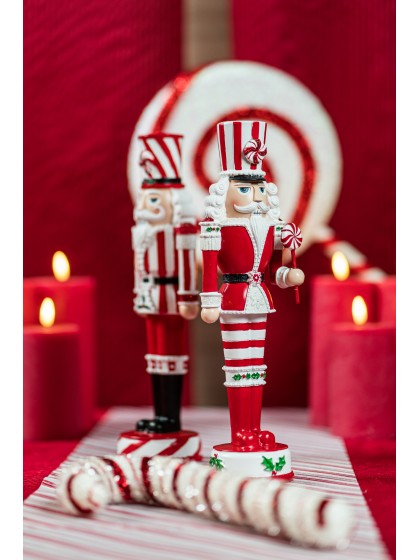 NUTCRACKER KUNSTHARZ GESTREIFT ROT UND WEISS - 2 SORT. 9.5CM X 9CM X 33CM