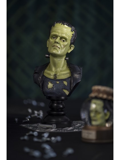 BUSTE POLYRESIN FRANKENSTEIN 17CM X 13CM X 36.5CM