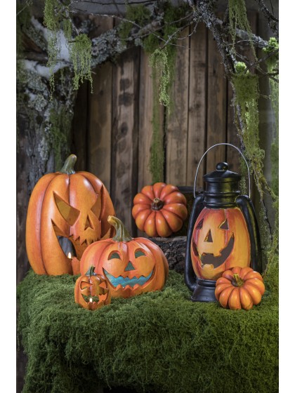 SCARY CARVED PUMPKIN 28CM X 26.5CM X 36CM