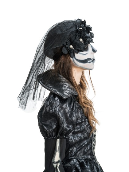 KOPFSCHMUCK GOTHIQUE FLEURES SCHWARZ MIT VOILE 25CM X 45CM