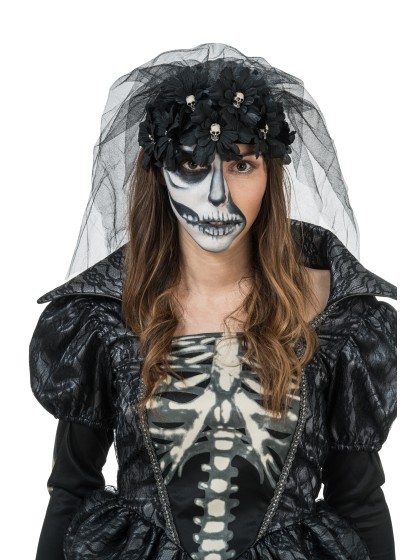 BLACK HEADBAND WITH FLOWERS AND VEIL 25CM X 45CM