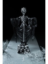 SKELETON QUEEN POLYRESIN STATUE 21CM X 10.5CM X 36,5CM