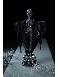 SKELETON QUEEN POLYRESIN STATUE 21CM X 10.5CM X 36,5CM