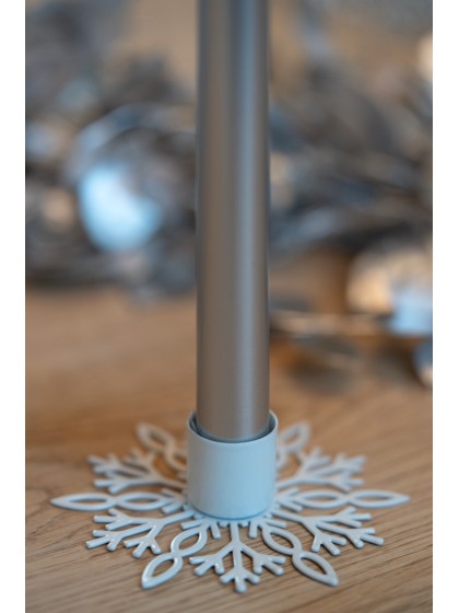 WHITE METAL SNOWFLAKE TAPER CANDLE HOLDER DIA 9.5CM X 2.5CM