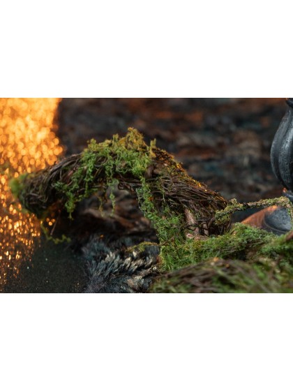 BRANCH WITH MOSS 75CM