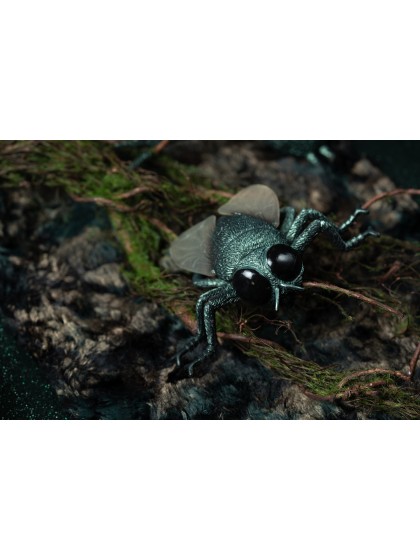 MOUCHE PLASTIQUE VERT IRISE 13CM X 11CM X 3.8CM