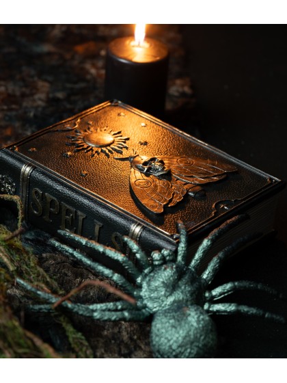 LIVRE DE SORTILEGES PAPILLON TETE DE MORT 15CM X 6CM X 20CM