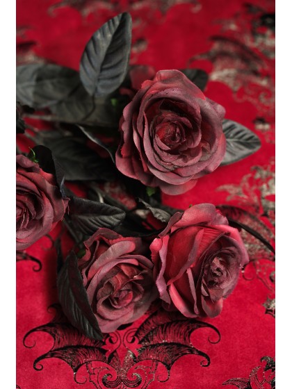BOUQUET 5 ROSES BORDEAUX FEUILLES NOIRES 20CM X 20CM X 48CM