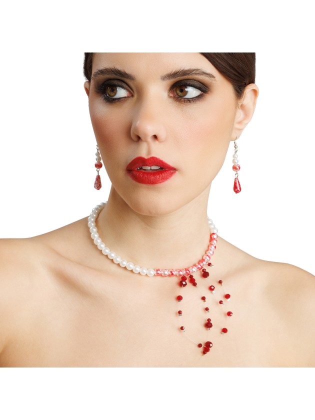 KIT 2 PCS - COLLIER BOUCLES D\'OREILLES PERLES ENSANGLANTEES COLLIER: 35CM X 0.5CM X 12CM BO: 0.8CM X 0.8CM X 6CM
